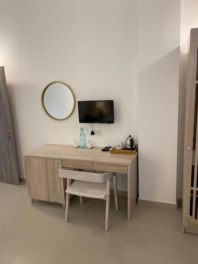 Hotel Oviya Vavuniya Exteriér fotografie