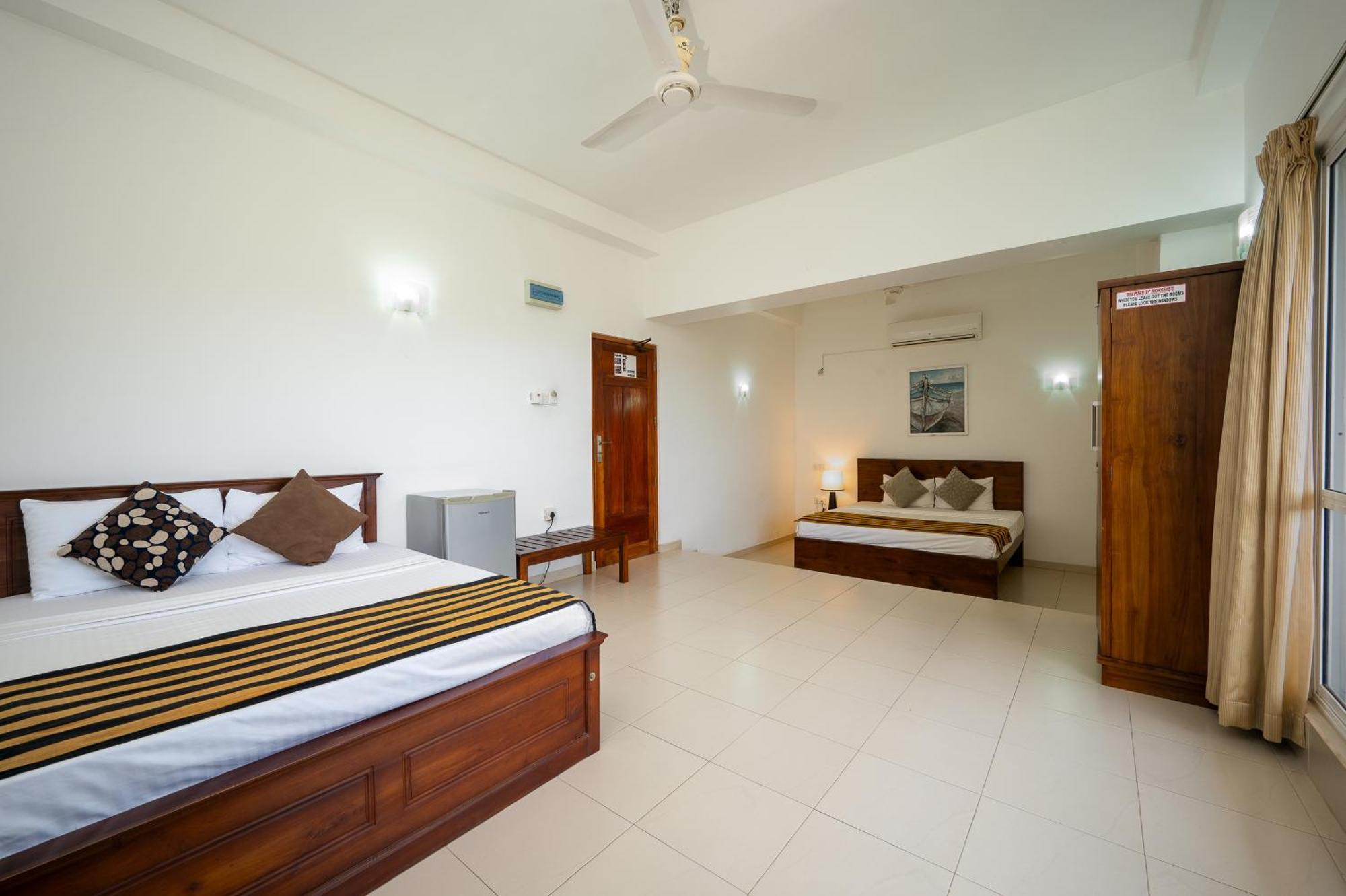Hotel Oviya Vavuniya Exteriér fotografie