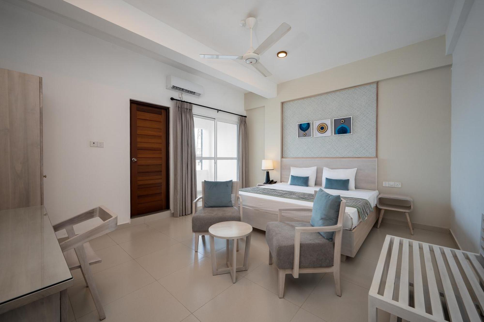 Hotel Oviya Vavuniya Exteriér fotografie
